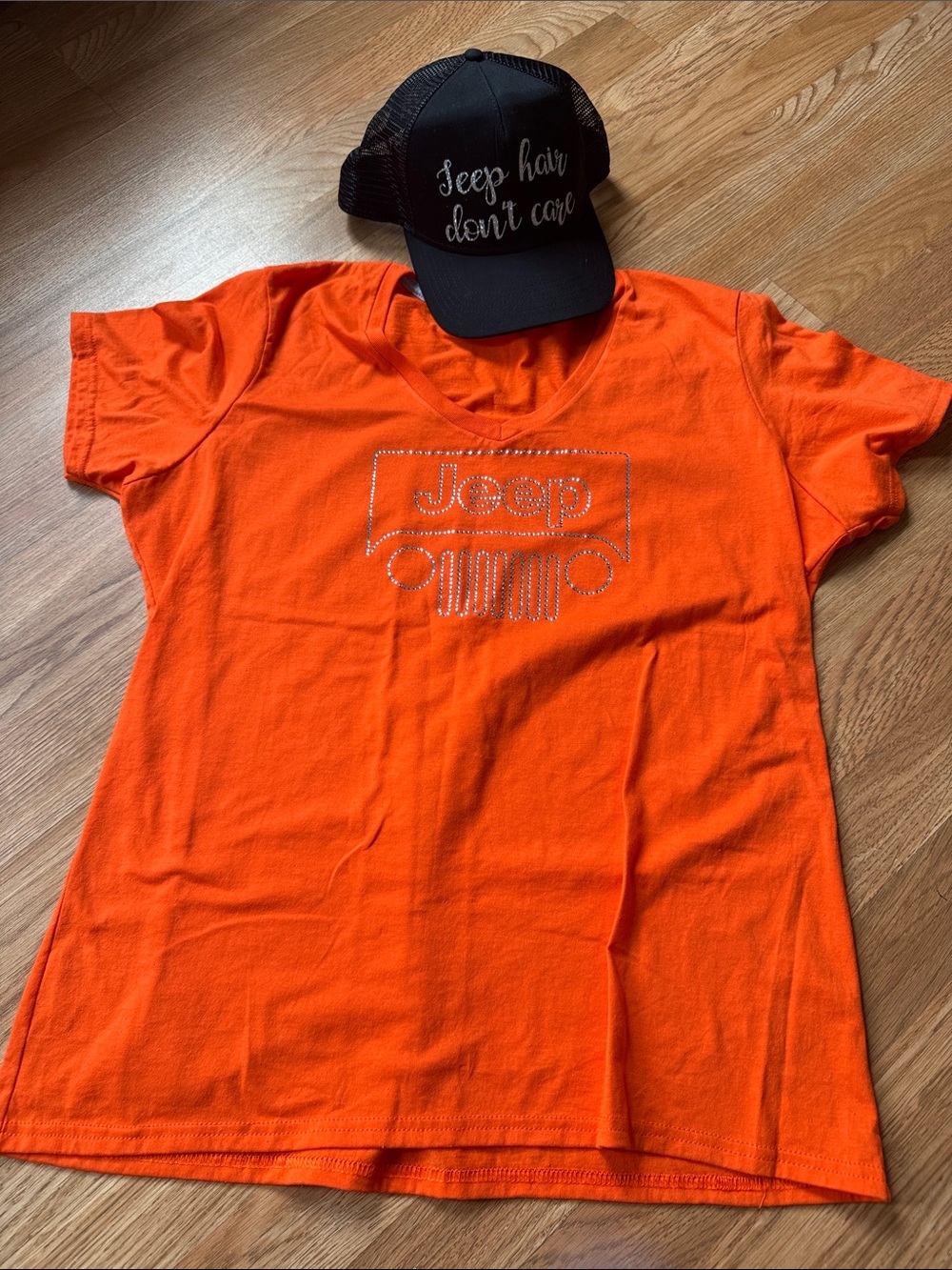 (Set of 2) Jeep Bright Orange Women Short Sleeve Tee with Logo and hat